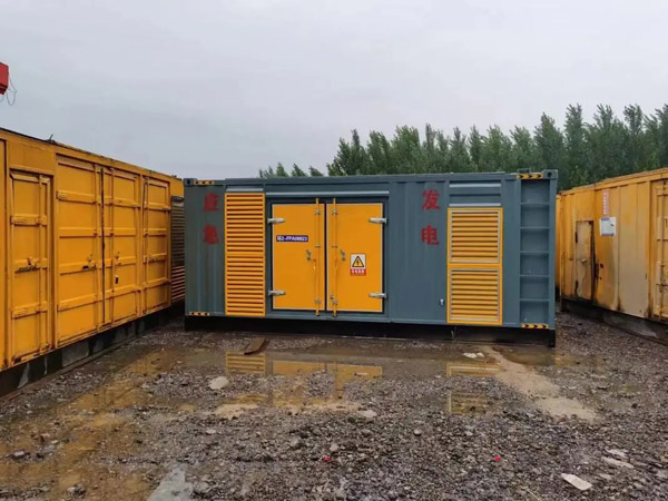 运城柴油发电机如何判断干式空气滤清器是否需要更换？