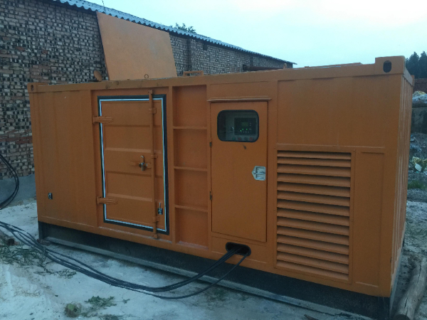 运城发电机组长期使用中，电缆线的敷设路径有哪些要求？